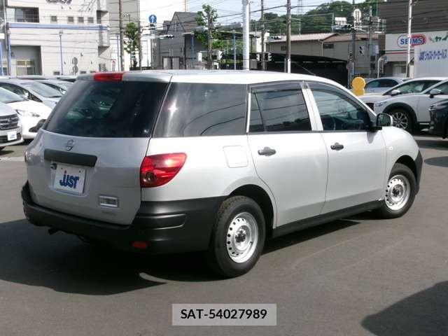 Nissan AD VAN 2024-10 8657347-1