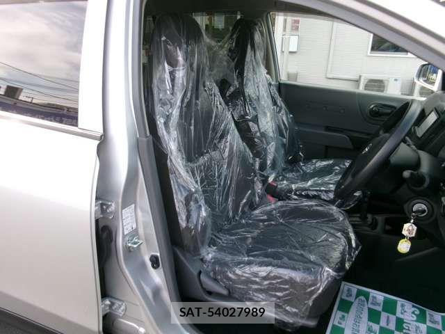 Nissan AD VAN 2024-10 8657347-7