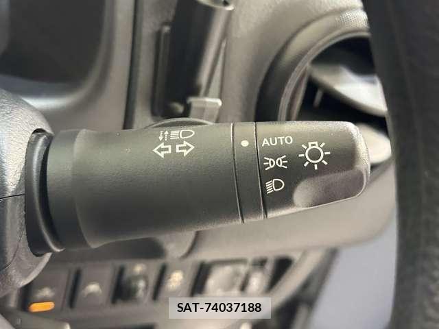 Nissan AD VAN 2021-07 8665737-11