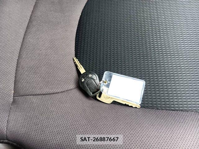 Nissan AD VAN 2016-08 8847948-10