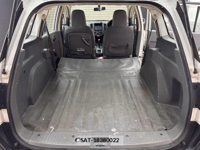 Nissan AD VAN 2014-02 8870264-11
