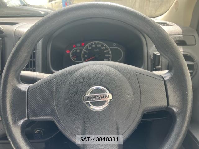 Nissan AD VAN 2019-08 8883221-8
