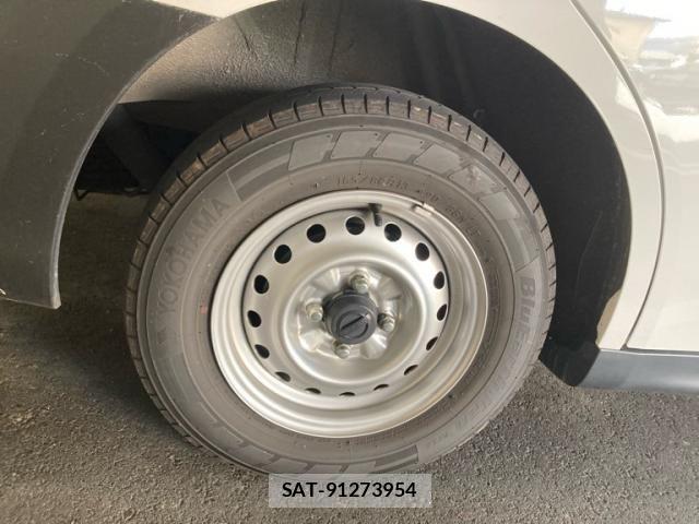 Nissan AD VAN 2021-02 8883220-5