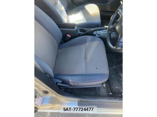 Nissan AD VAN 2005-03 8072653-16
