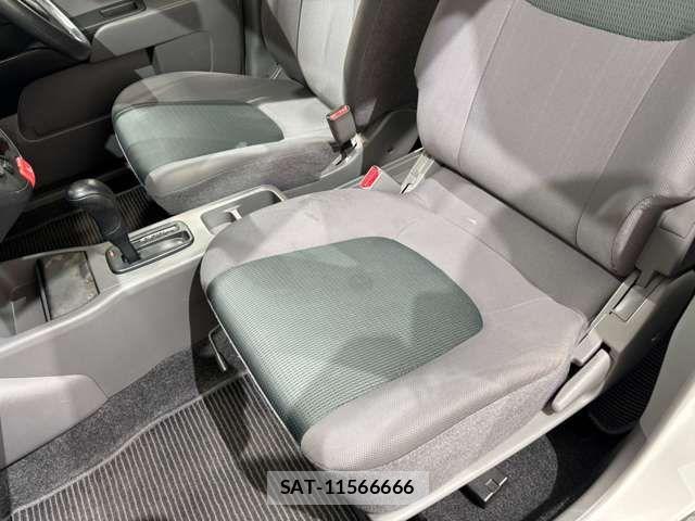 Nissan AD VAN 2014-07 6690888-13
