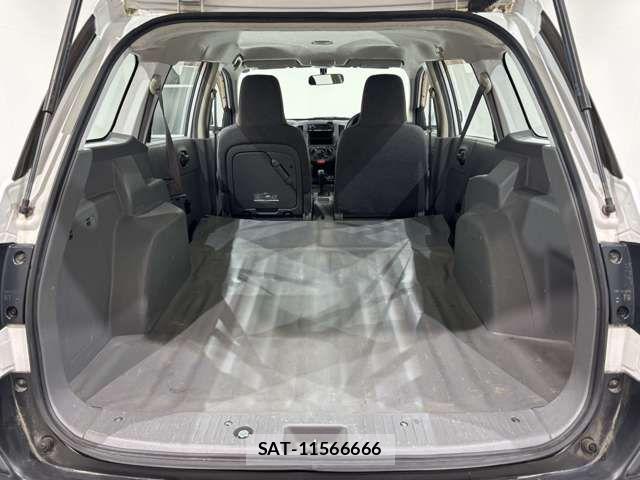 Nissan AD VAN 2014-07 6690888-17
