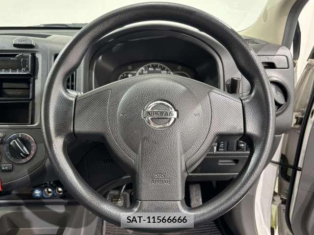 Nissan AD VAN 2014-07 6690888-18