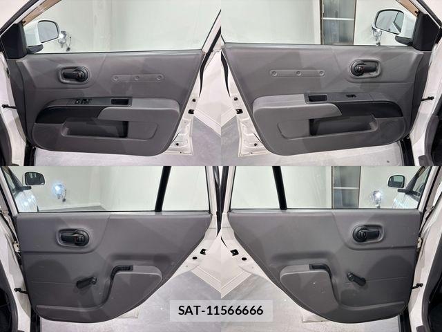 Nissan AD VAN 2014-07 6690888-25