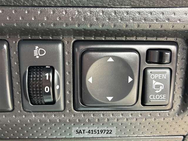 Nissan AD VAN 2016-11 7249632-10