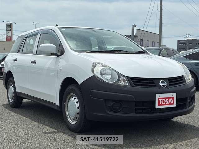 Nissan AD VAN 2016-11 7249632-23