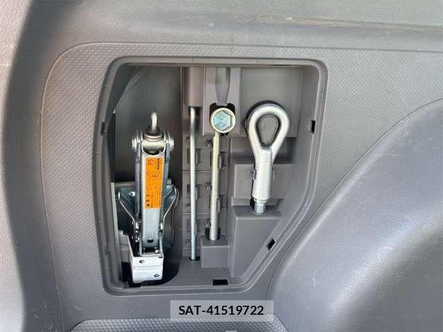 Nissan AD VAN 2016-11 7249632-8