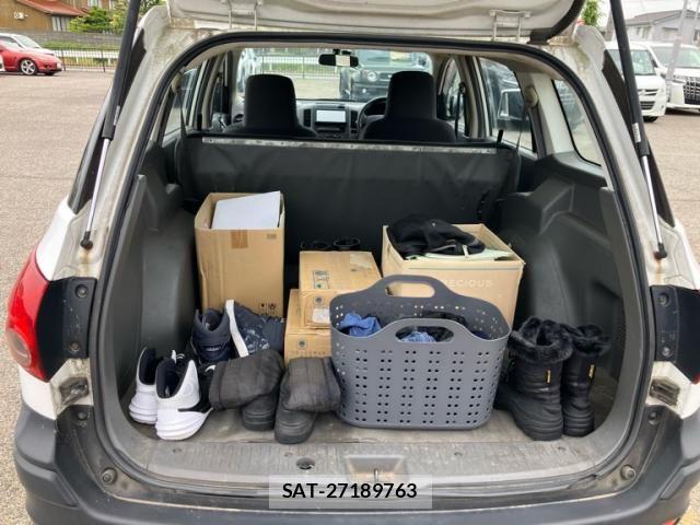 Nissan AD VAN 2009-10 7452576-14
