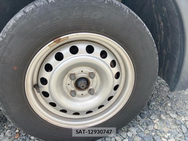Nissan AD VAN 2012-09 8522886-9