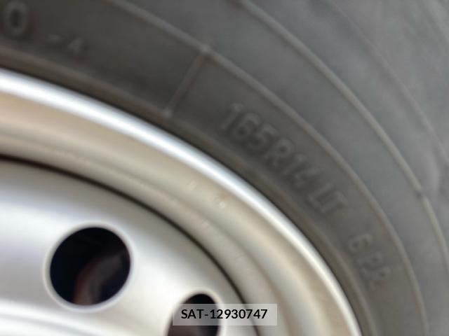 Nissan AD VAN 2012-09 8522886-10