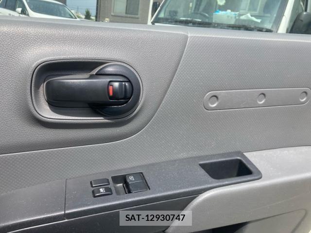 Nissan AD VAN 2012-09 8522886-12