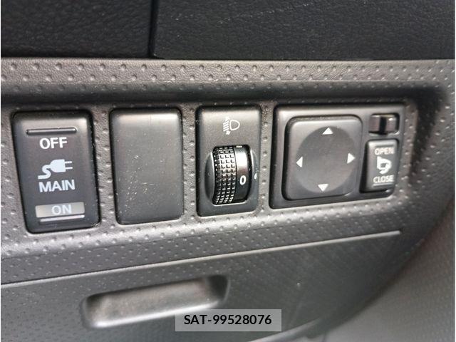 Nissan AD VAN 2016-08 8827315-13