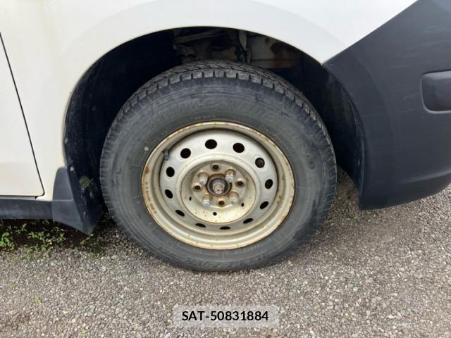 Nissan AD VAN 2011-09 8847952-9