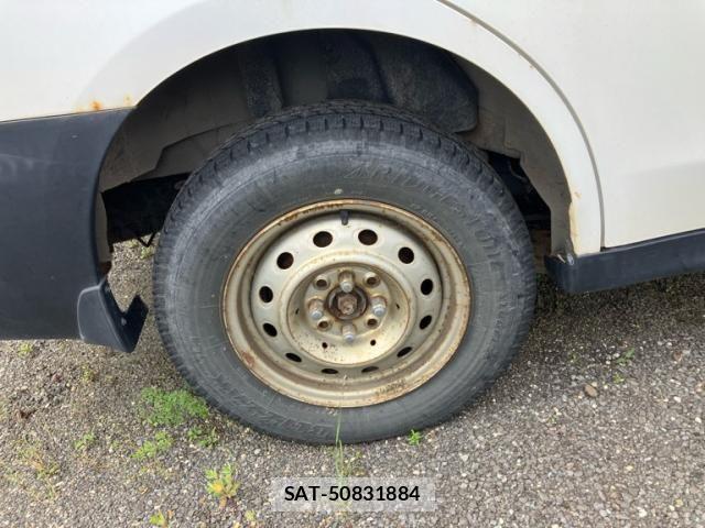 Nissan AD VAN 2011-09 8847952-10