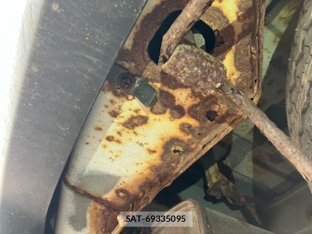 Nissan AD VAN 2011-03 8847951-26