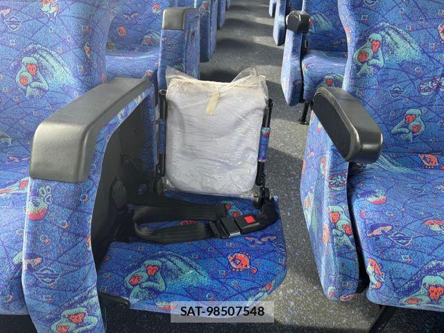 Mitsubishi AERO ACE 2011-12 528225-23