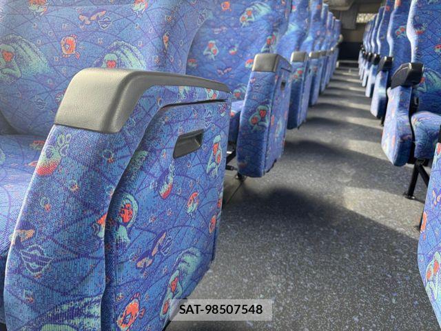 Mitsubishi AERO ACE 2011-12 528225-24