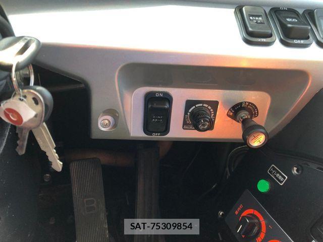 Mitsubishi AERO ACE 2016-05 1583555-13
