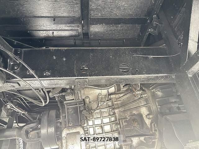 Mitsubishi AERO MIDI 1998-12 6901369-16