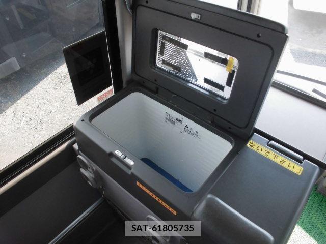 Mitsubishi AERO MIDI 2003-09 7452578-14