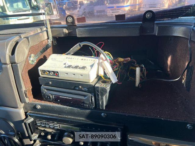Mitsubishi AERO QUEEN 1996-04 8334436-17