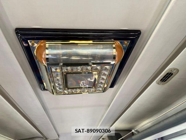 Mitsubishi AERO QUEEN 1996-04 8334436-23
