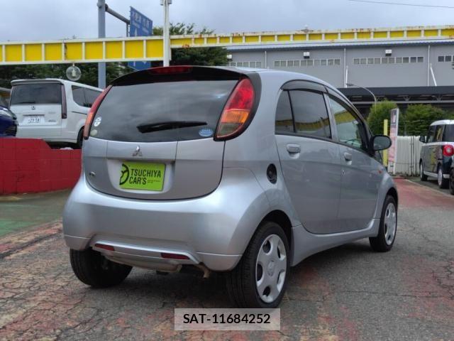 Mitsubishi I 2010-08 7614650-1