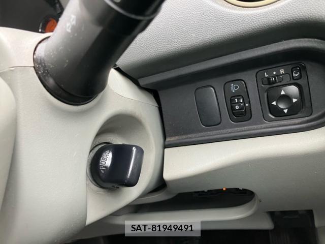 Mitsubishi I 2011-06 7720024-17