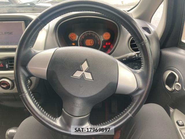 Mitsubishi I 2009-07 8128579-15