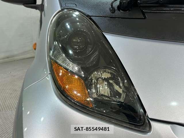 Mitsubishi I 2012-07 8456775-27