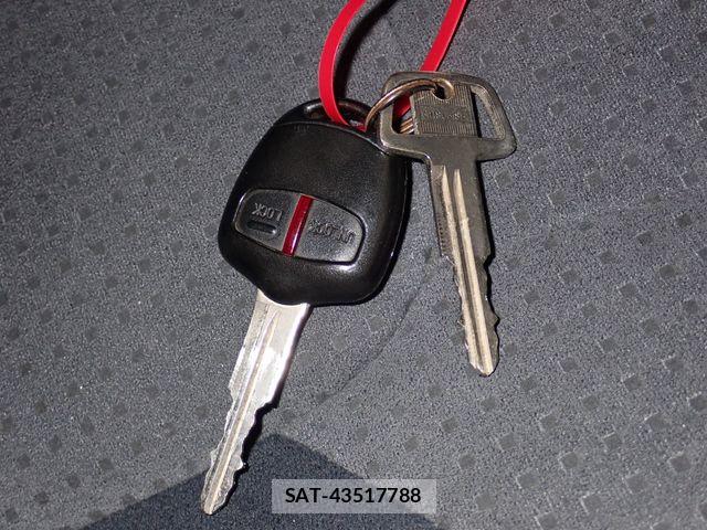 Mitsubishi AIRTREK 2004-04 8244417-24