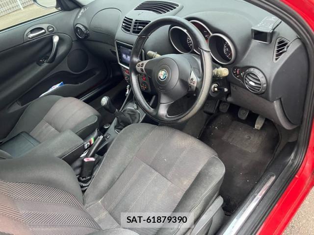 ALFA ROMEO 147 2004-06 8312666-14