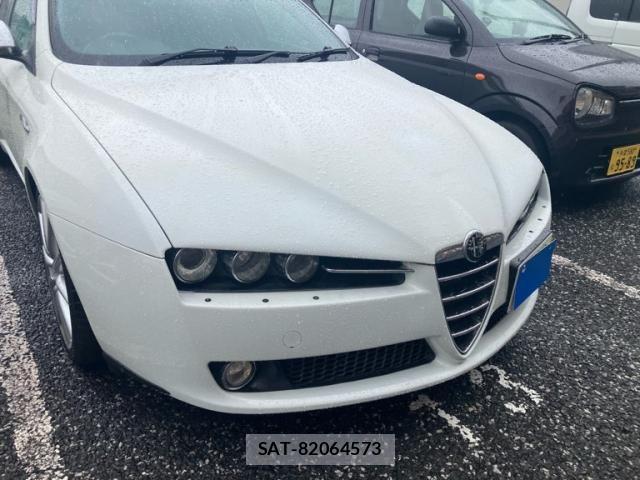 ALFA ROMEO 159 2009-04 7614654-1