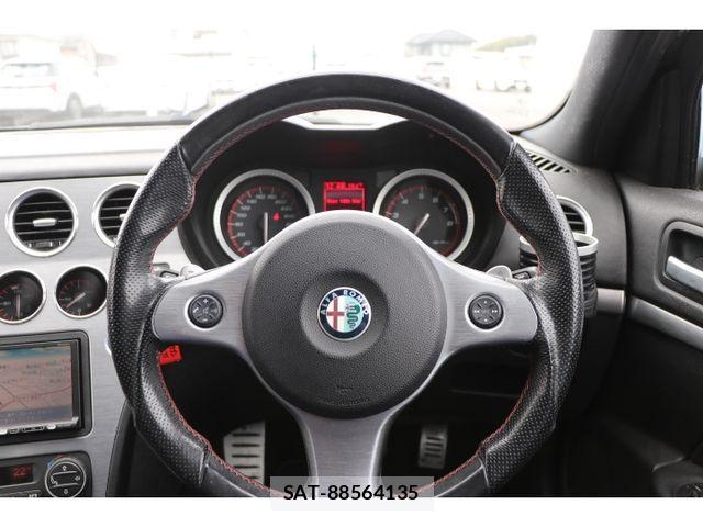 ALFA ROMEO 159 SPORTWAGON 2010-02 4637862-1