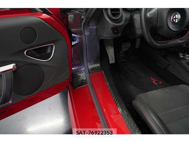 ALFA ROMEO 4C 2015-11 6210757-11