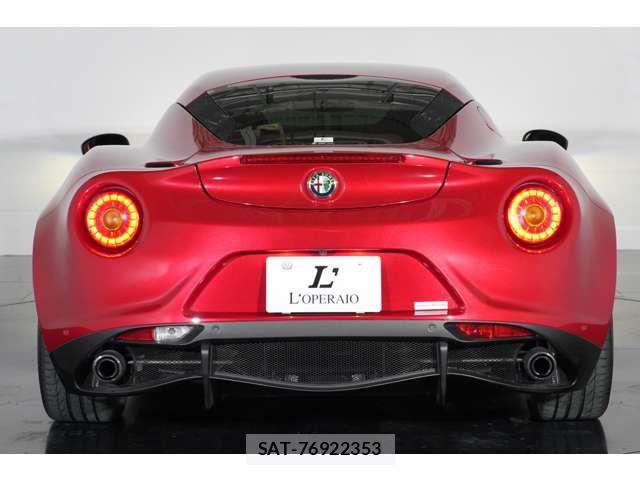 ALFA ROMEO 4C 2015-11 6210757-2