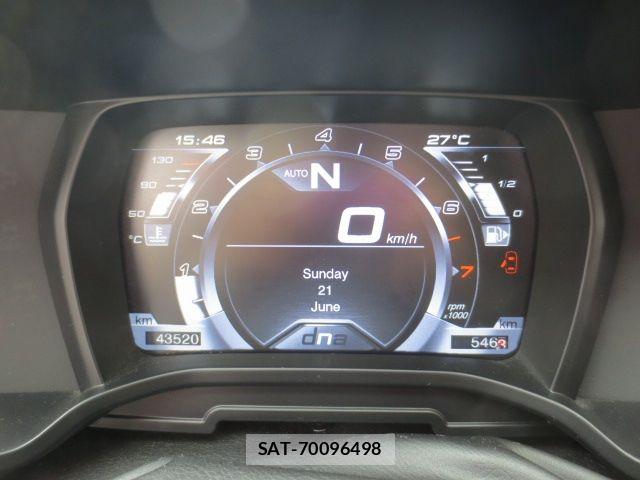 ALFA ROMEO 4C 2015-05 7614655-12