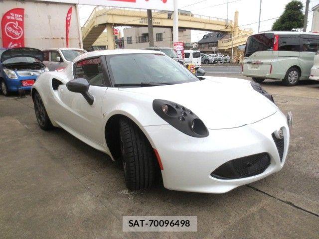 ALFA ROMEO 4C 2015-05 7614655-3