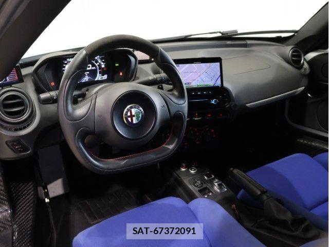 ALFA ROMEO 4C 2015-06 8097713-12