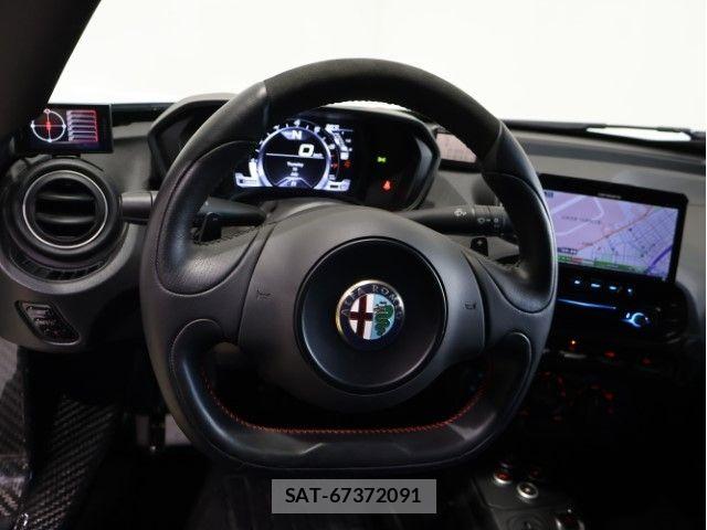 ALFA ROMEO 4C 2015-06 8097713-14