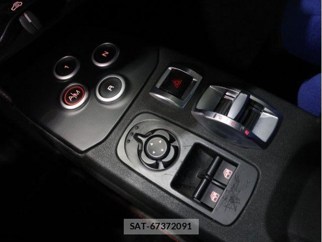 ALFA ROMEO 4C 2015-06 8097713-22