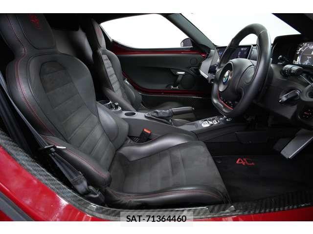 ALFA ROMEO 4C 2015-11 8157832-1