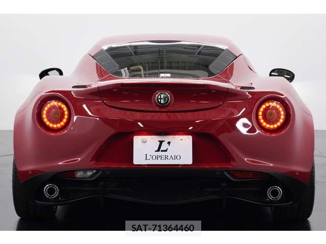ALFA ROMEO 4C 2015-11 8157832-2