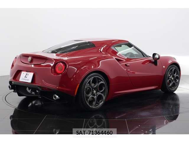 ALFA ROMEO 4C 2015-11 8157832-3