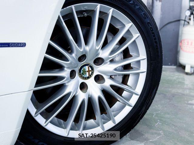 ALFA ROMEO BRERA 2010-03 8353711-11