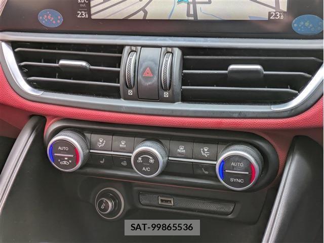 ALFA ROMEO Giulia 2020-12 4926260-19